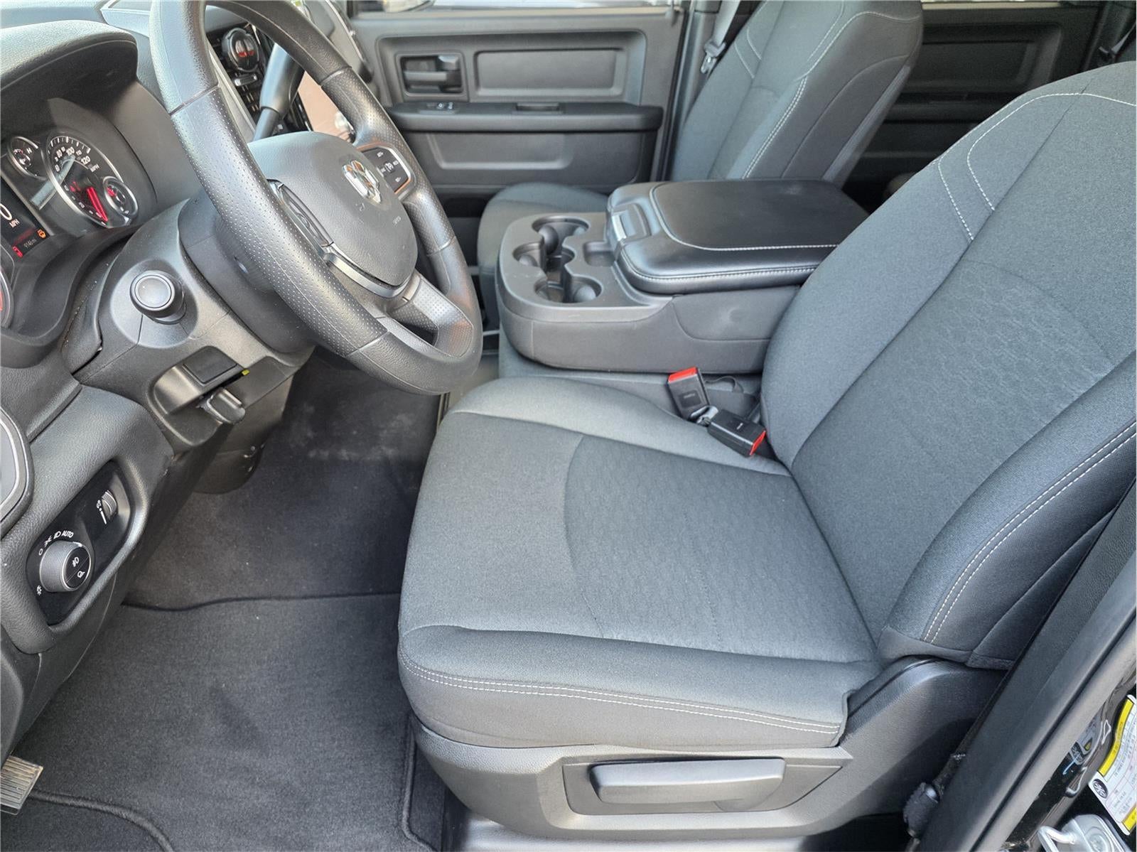 2025 RAM 2500 Tradesman - Photo 10