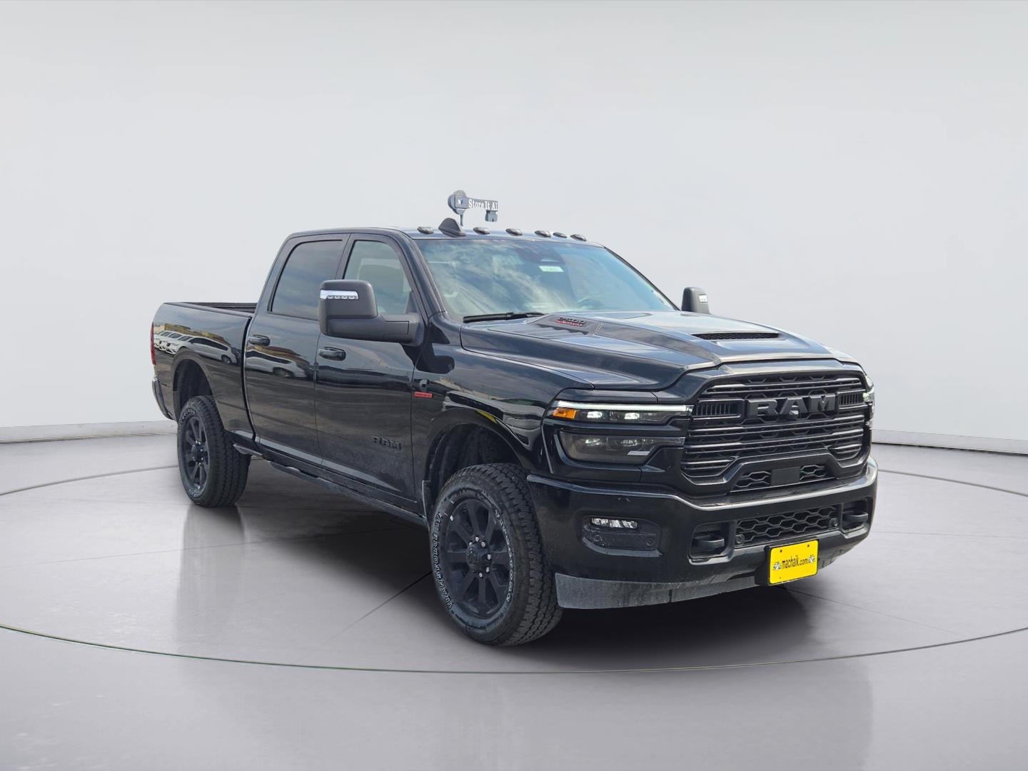 2025 RAM 2500 Laramie - Photo 2