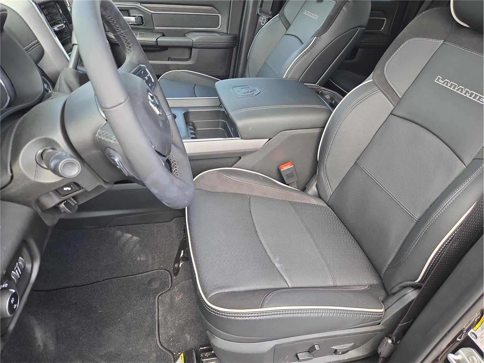 2025 RAM 2500 Laramie - Photo 8