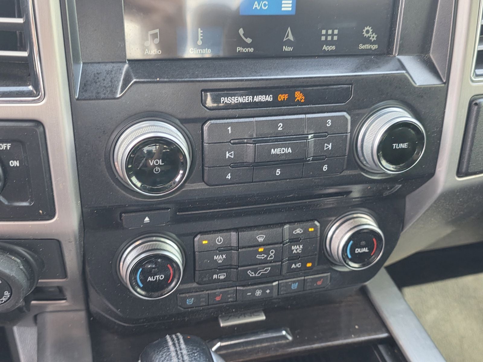 2017 Ford F-150 Platinum