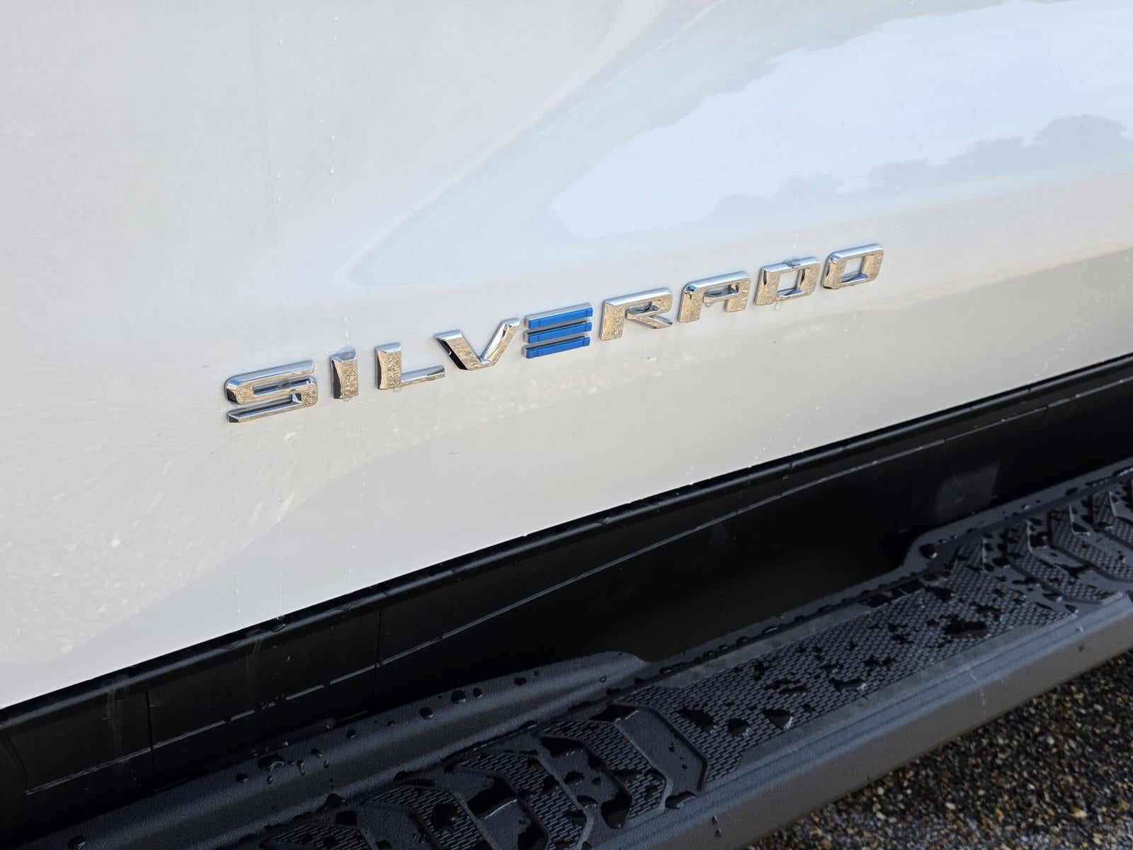 2026 Chevrolet Silverado EV Standard Range LT