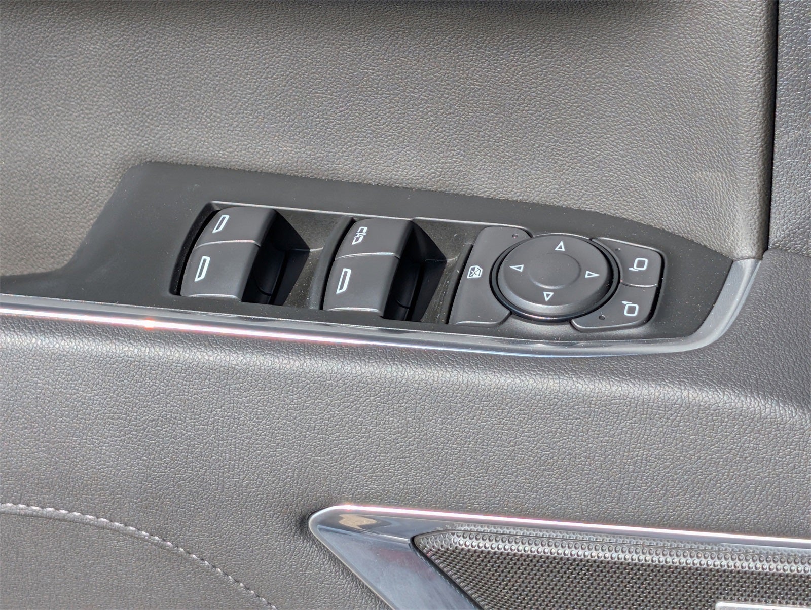 2026 Chevrolet Silverado 1500 Black Widow