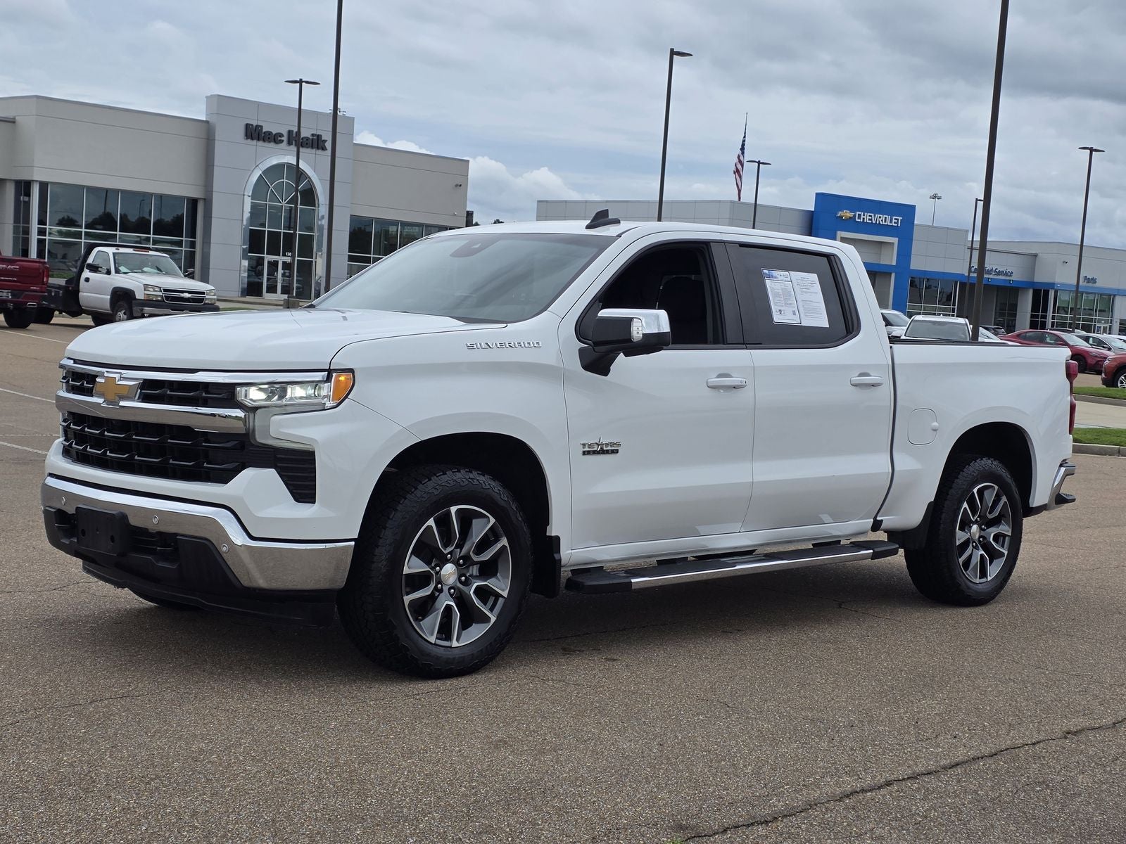 2024 Chevrolet Silverado 1500 LT