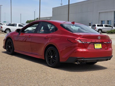 2025 Toyota Camry SE