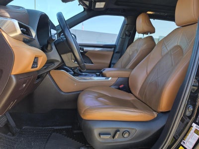 2020 Toyota Highlander Platinum