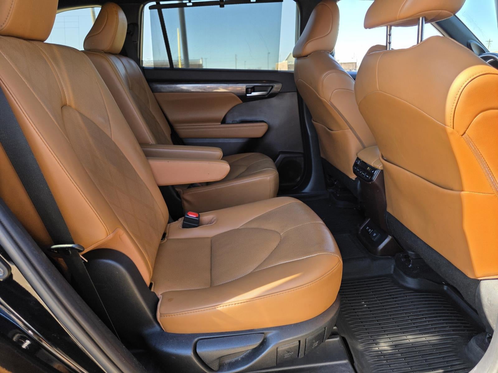 2020 Toyota Highlander Platinum