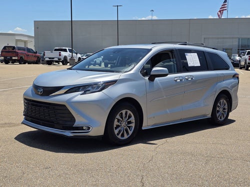 2021 Toyota Sienna XLE