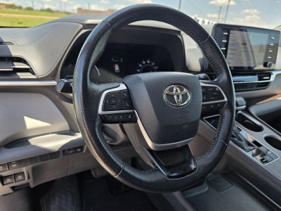 2021 Toyota Sienna XLE