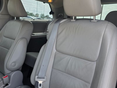2018 Toyota Sienna XLE 8 Passenger