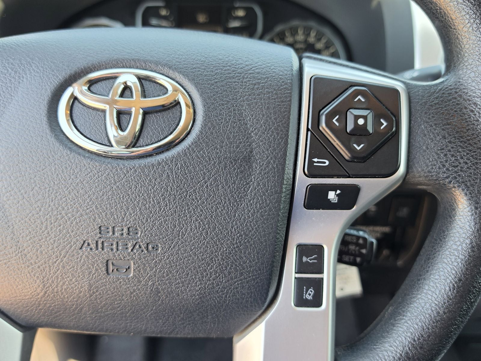 2018 Toyota Tundra 4WD SR5