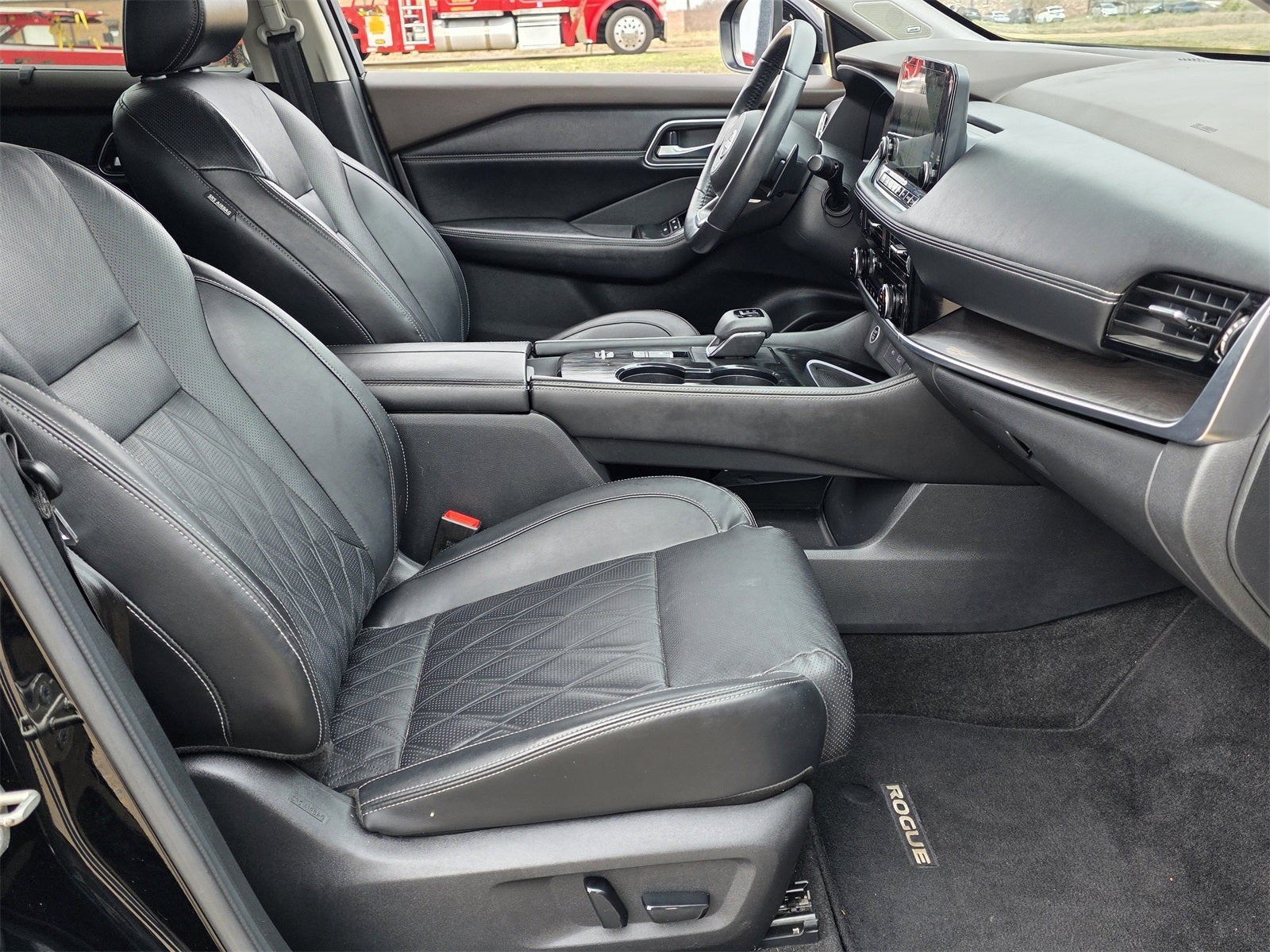 2022 Nissan Rogue Platinum