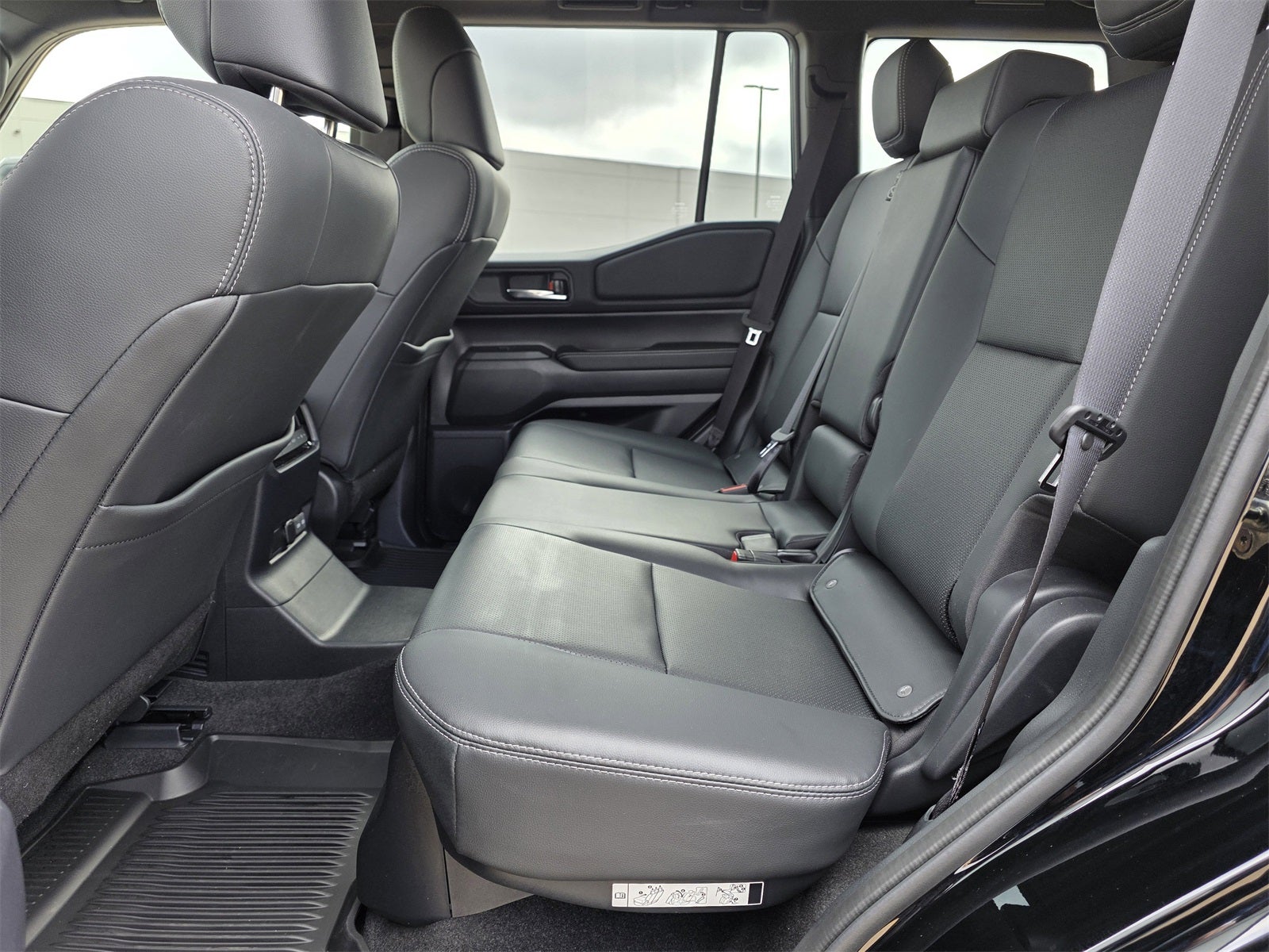 2024 Toyota Land Cruiser BASE