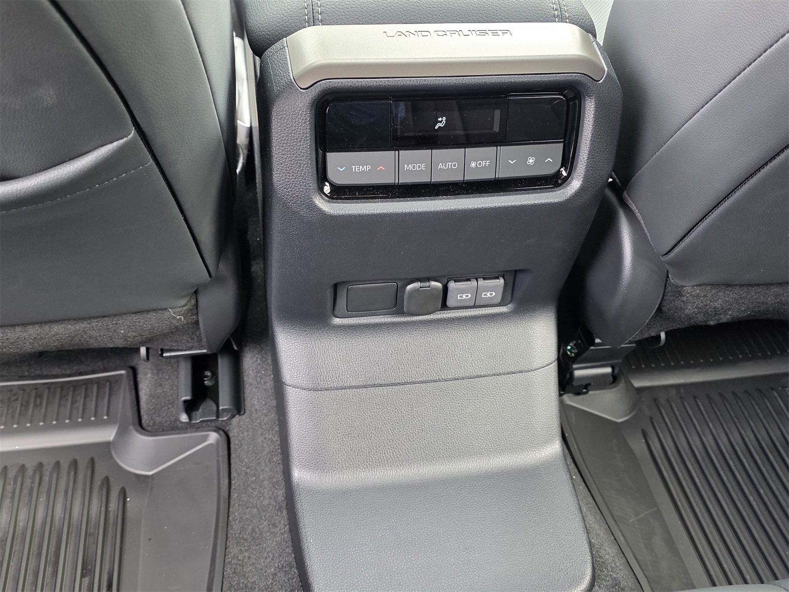 2024 Toyota Land Cruiser BASE