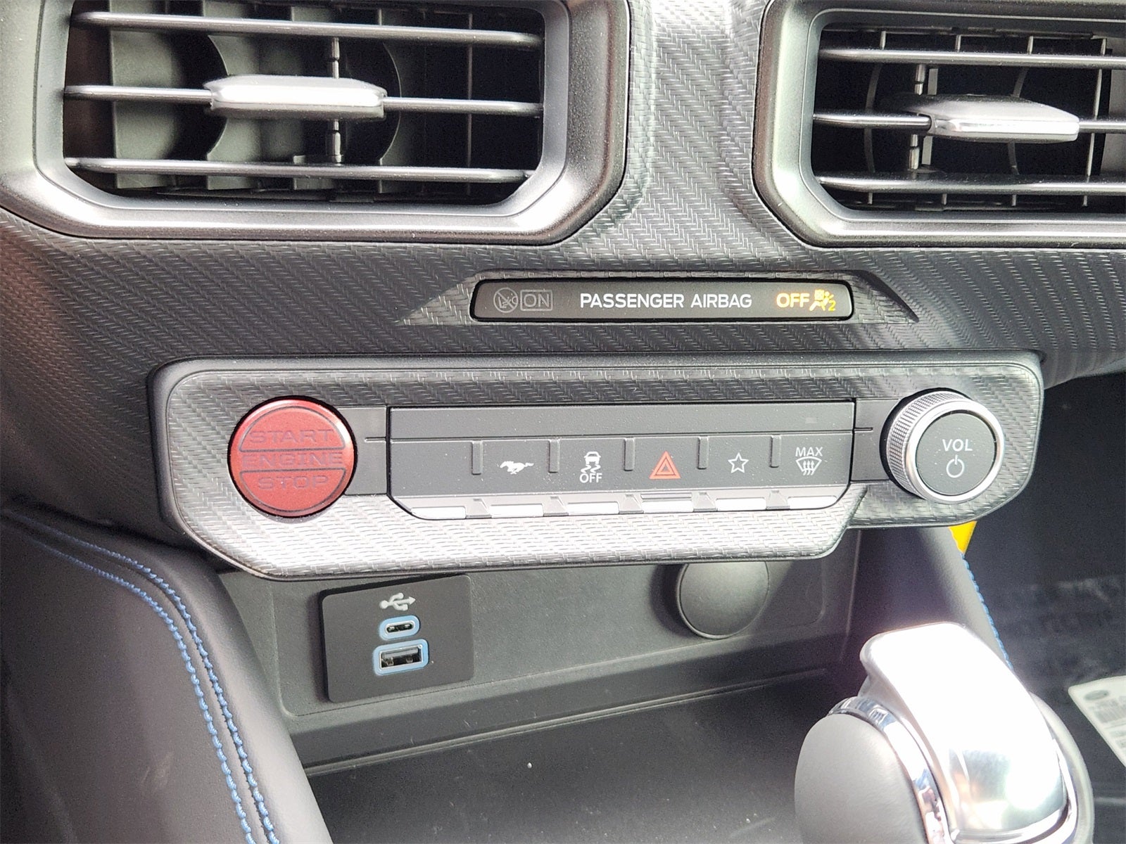 2026 Ford Mustang Dark Horse