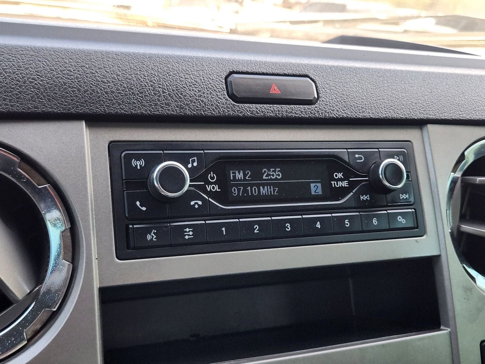 2022 Ford F-750SD Base