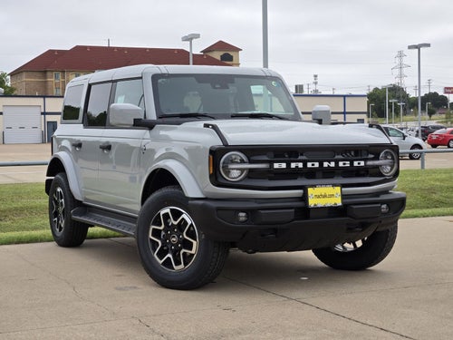 2026 Ford Bronco Outer Banks
