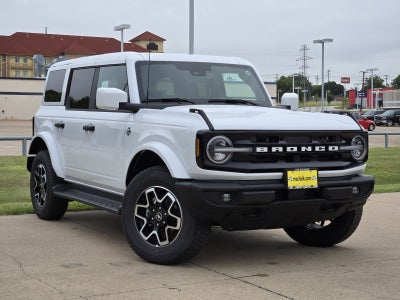 2026 Ford Bronco Outer Banks