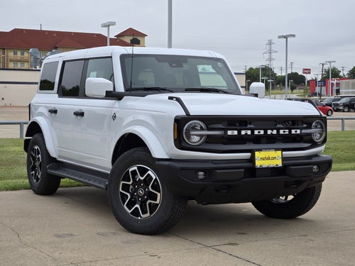 2026 Ford Bronco Outer Banks