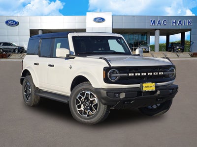 2026 Ford Bronco Outer Banks