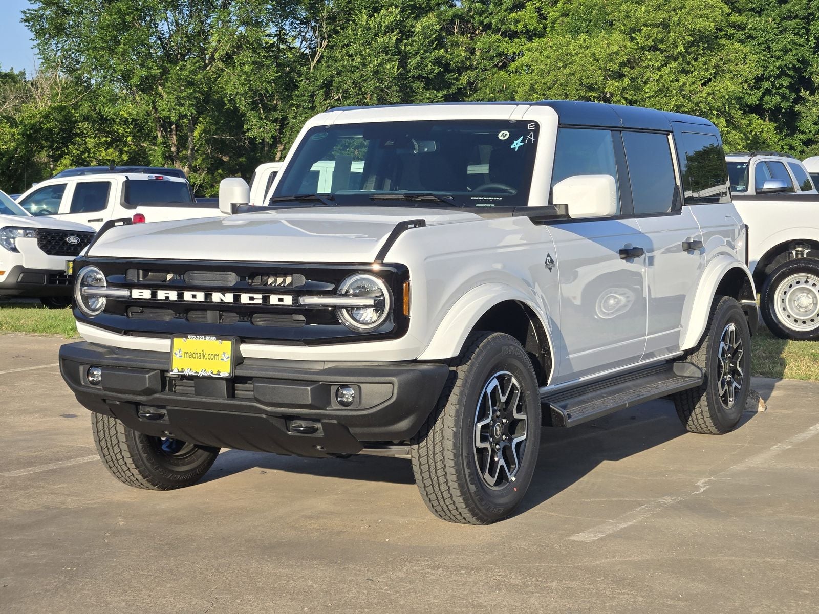 2026 Ford Bronco Outer Banks