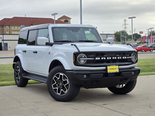 2026 Ford Bronco Outer Banks