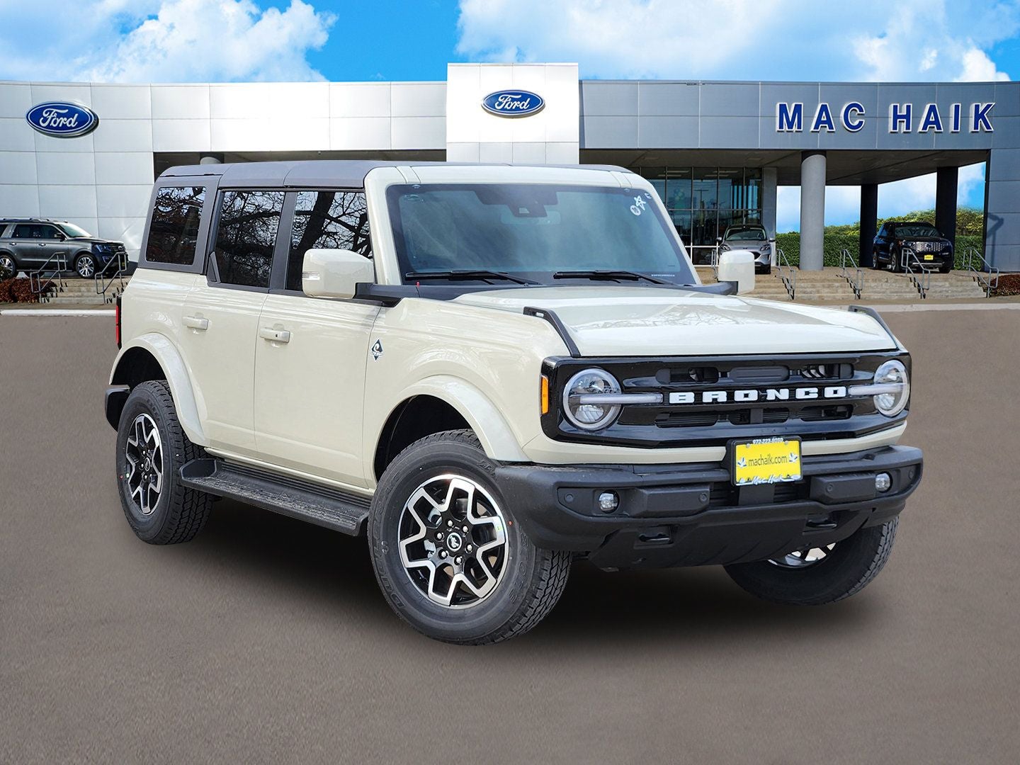 2025 Ford Bronco Outer Banks