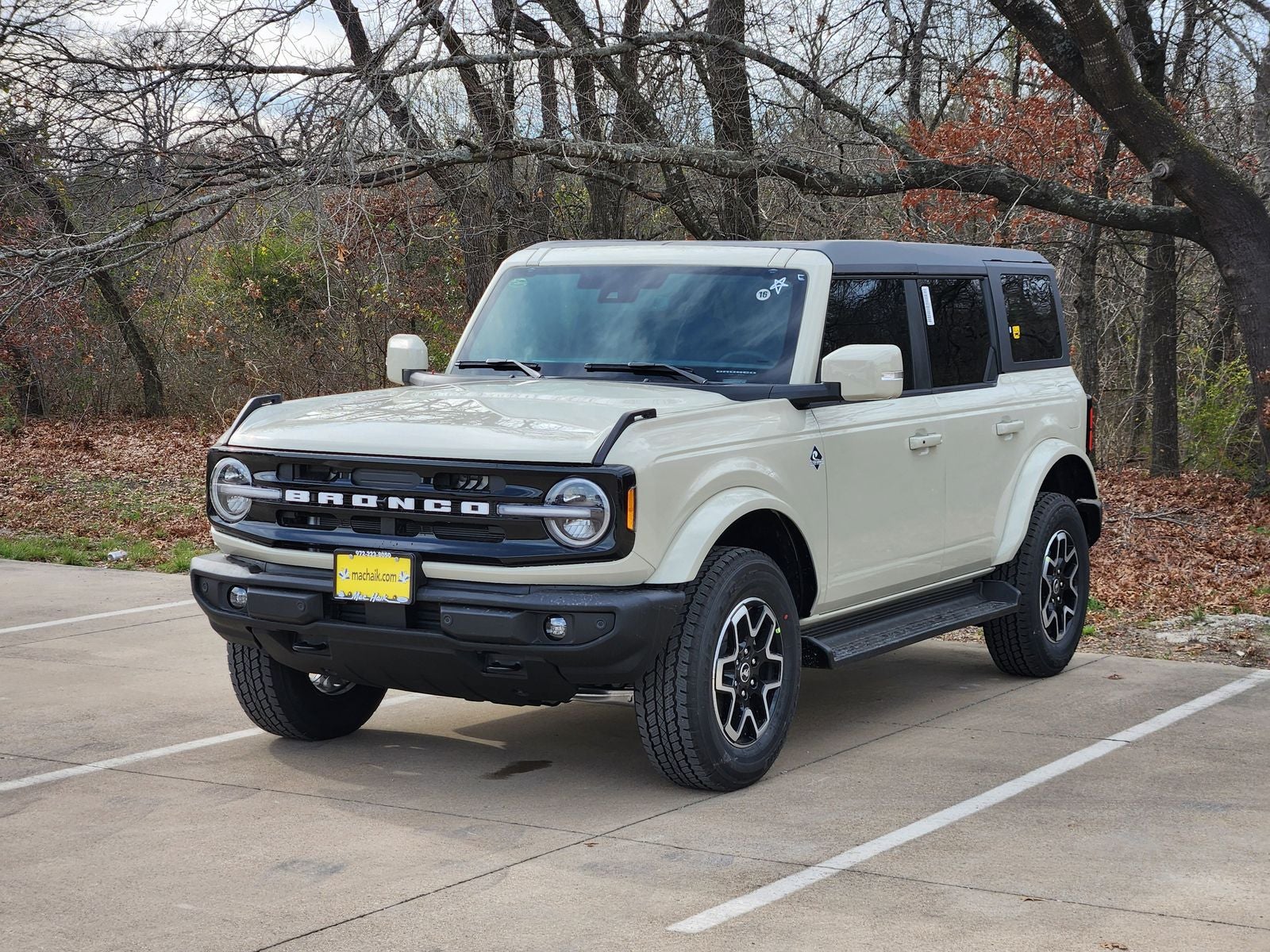 2025 Ford Bronco Outer Banks