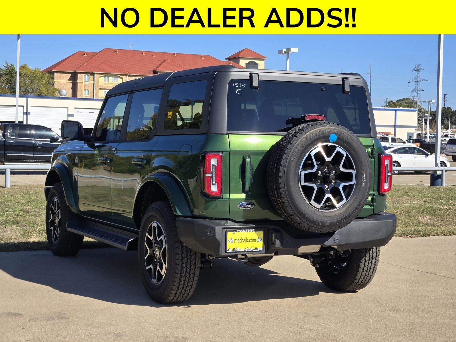 2025 Ford Bronco Outer Banks