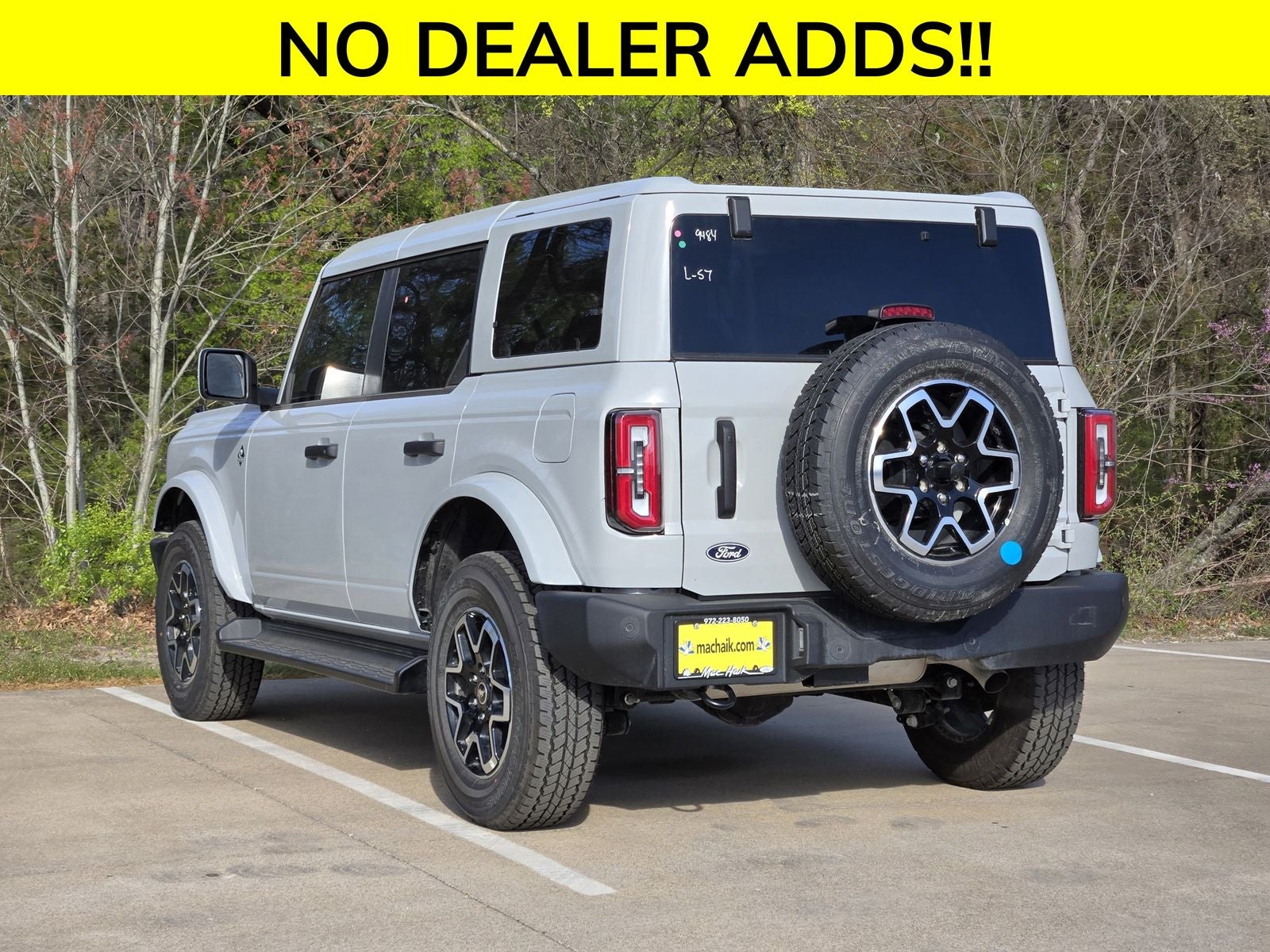 2026 Ford Bronco Outer Banks