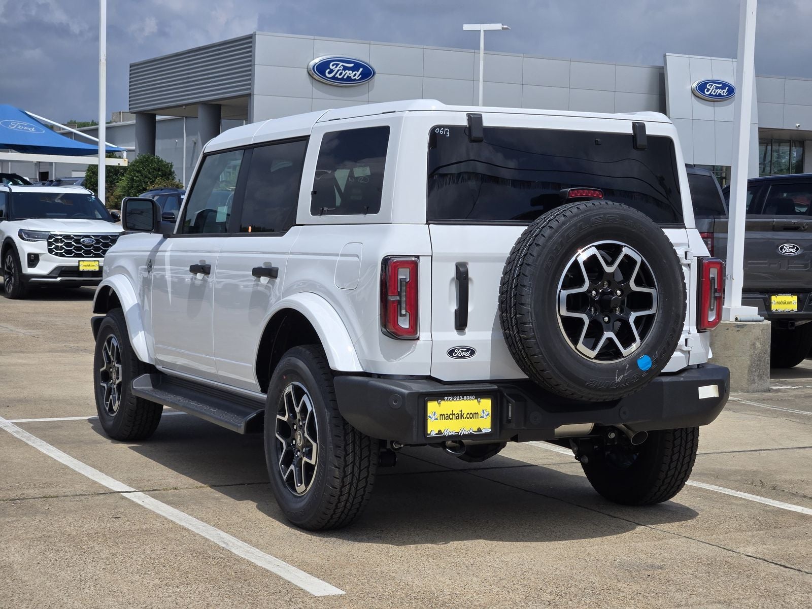 2026 Ford Bronco Outer Banks