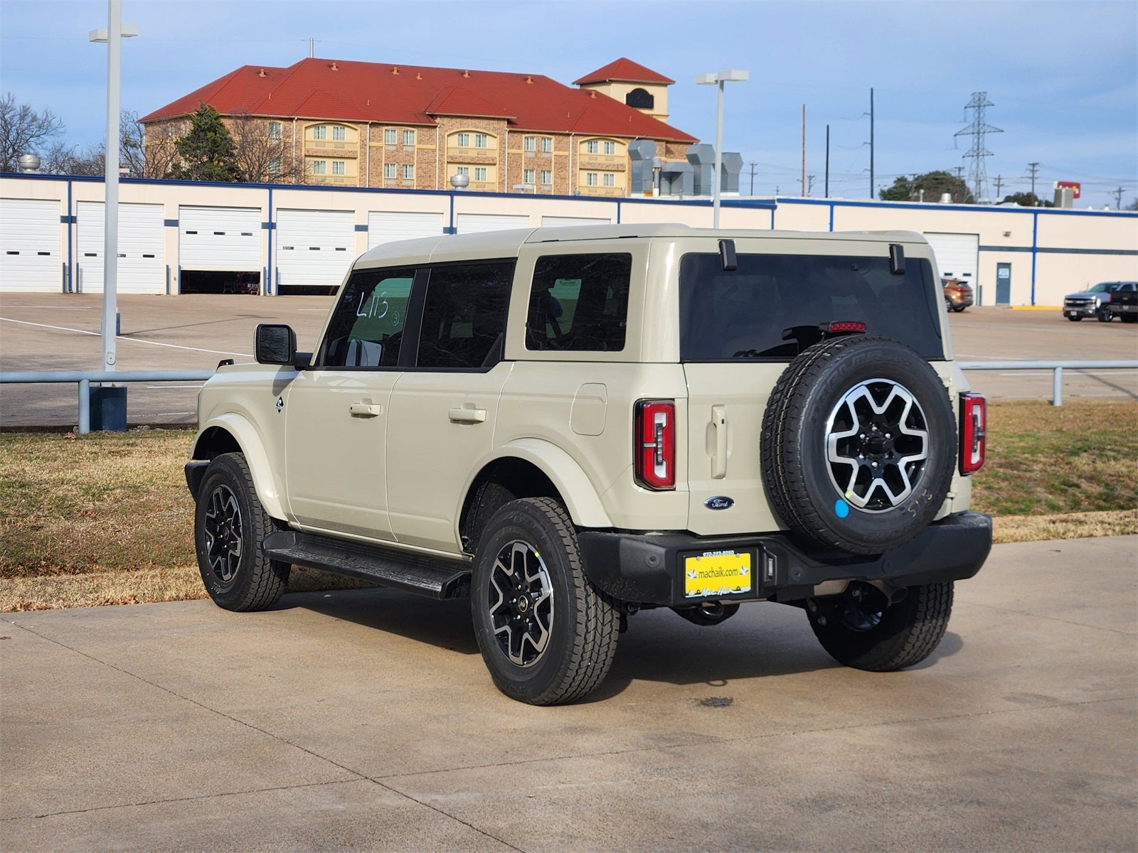 2025 Ford Bronco Outer Banks