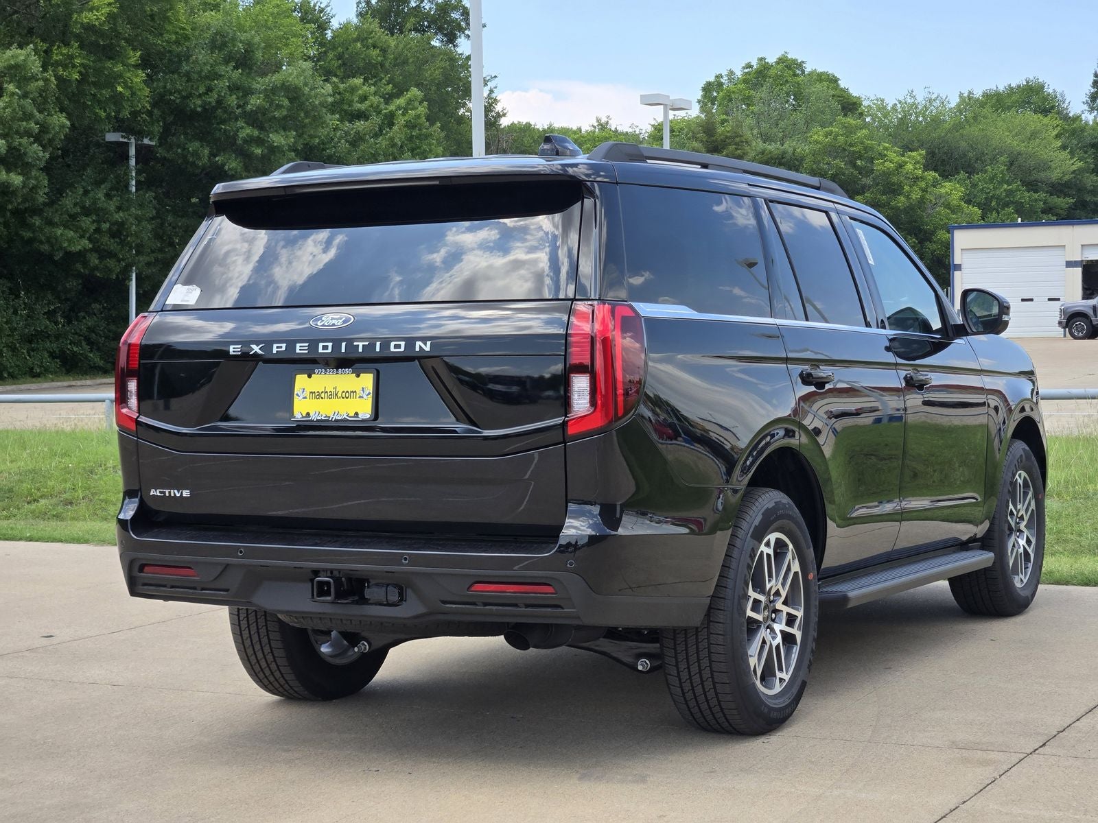 2026 Ford Expedition Active