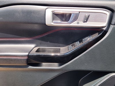 2024 Ford Explorer ST-Line
