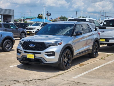 2024 Ford Explorer ST-Line