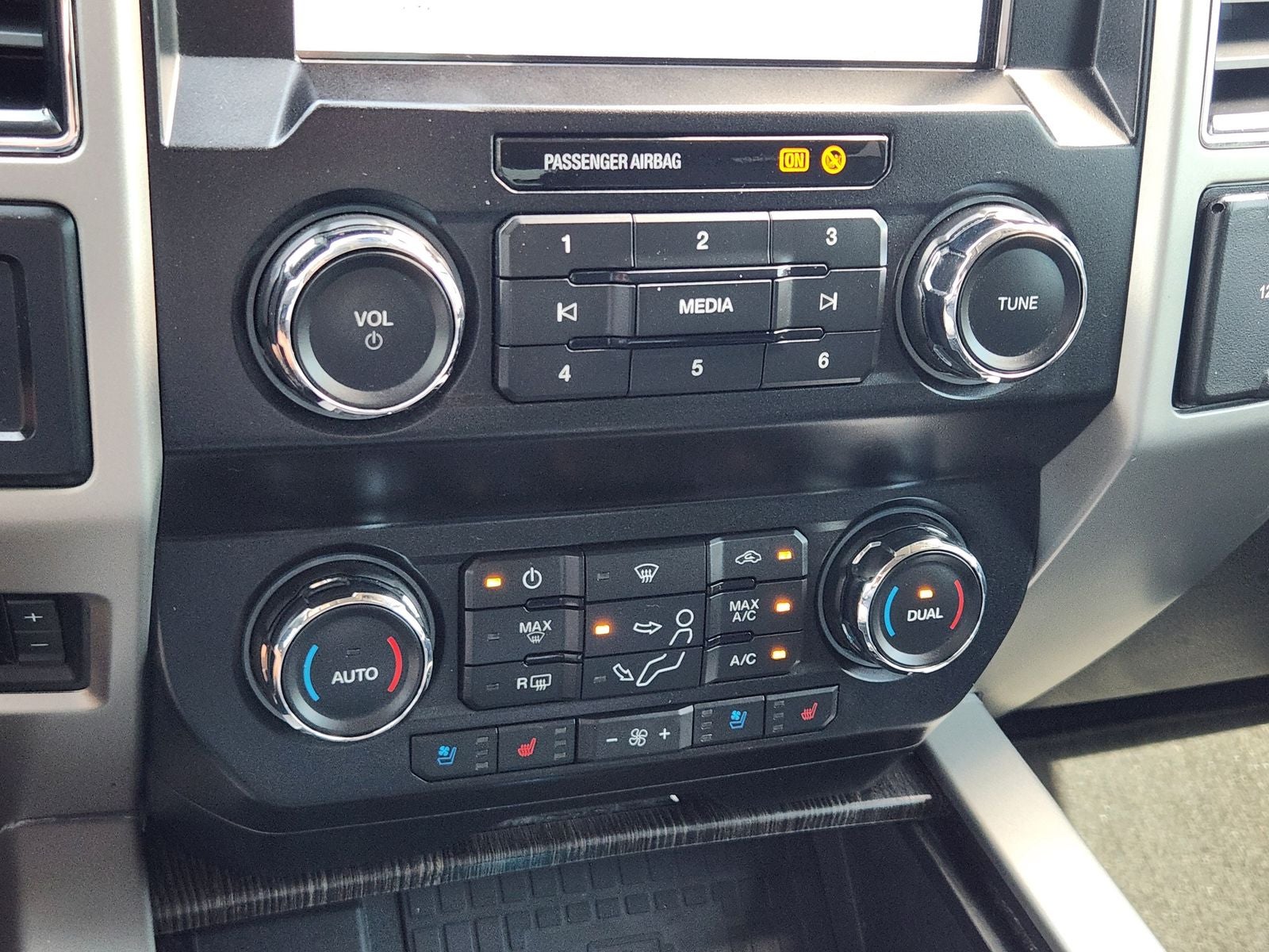 2020 Ford F-250SD Lariat