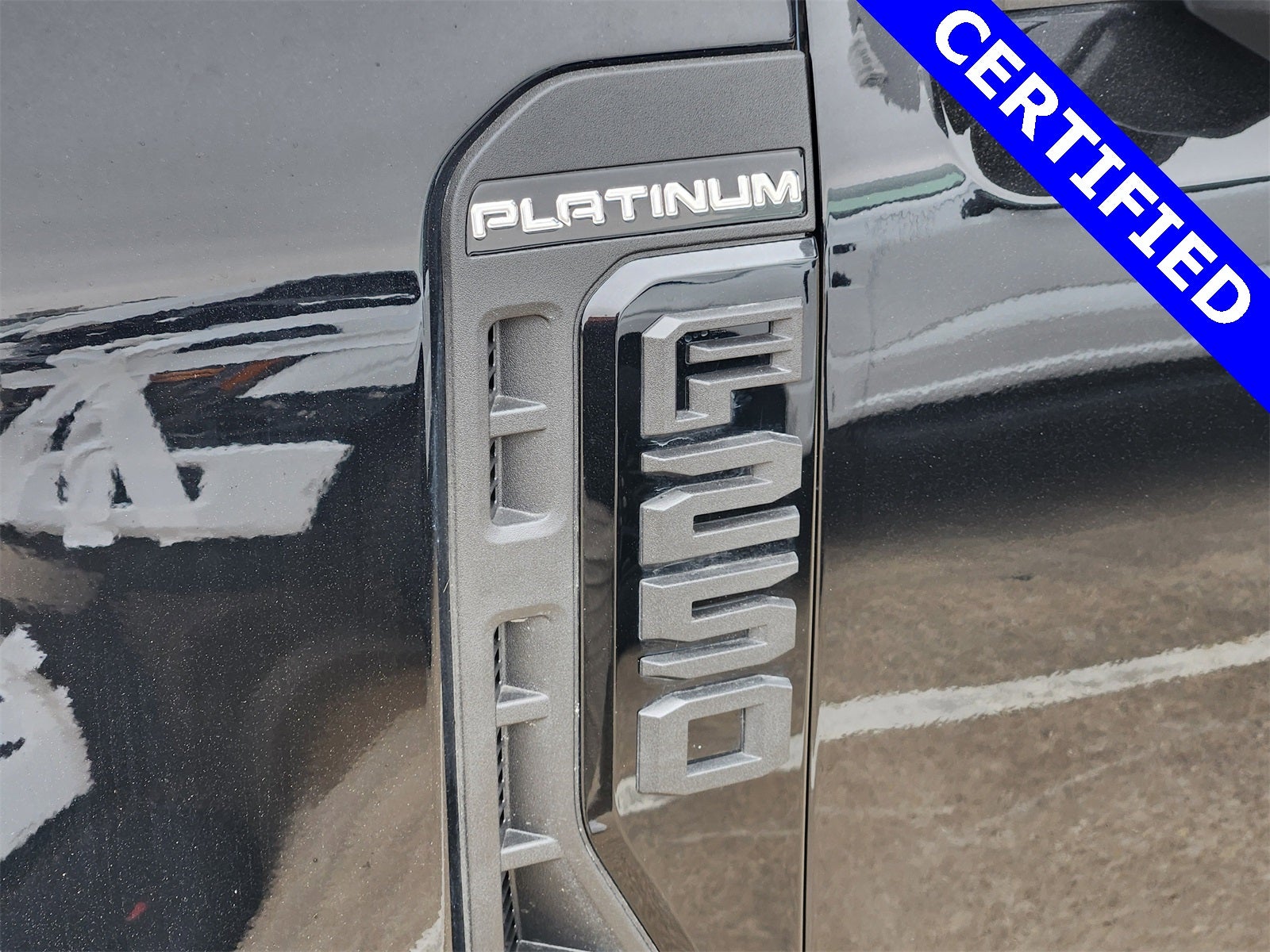 2025 Ford F-250SD Platinum