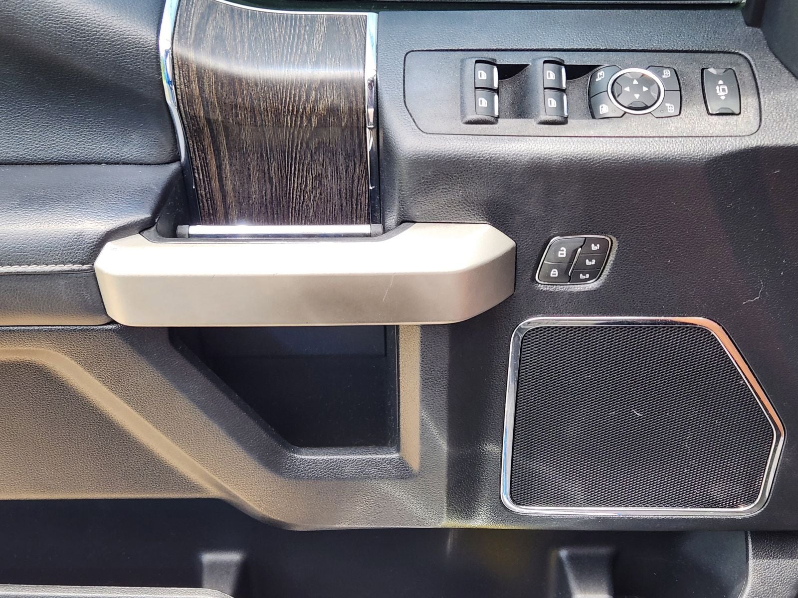 2020 Ford F-250SD Lariat