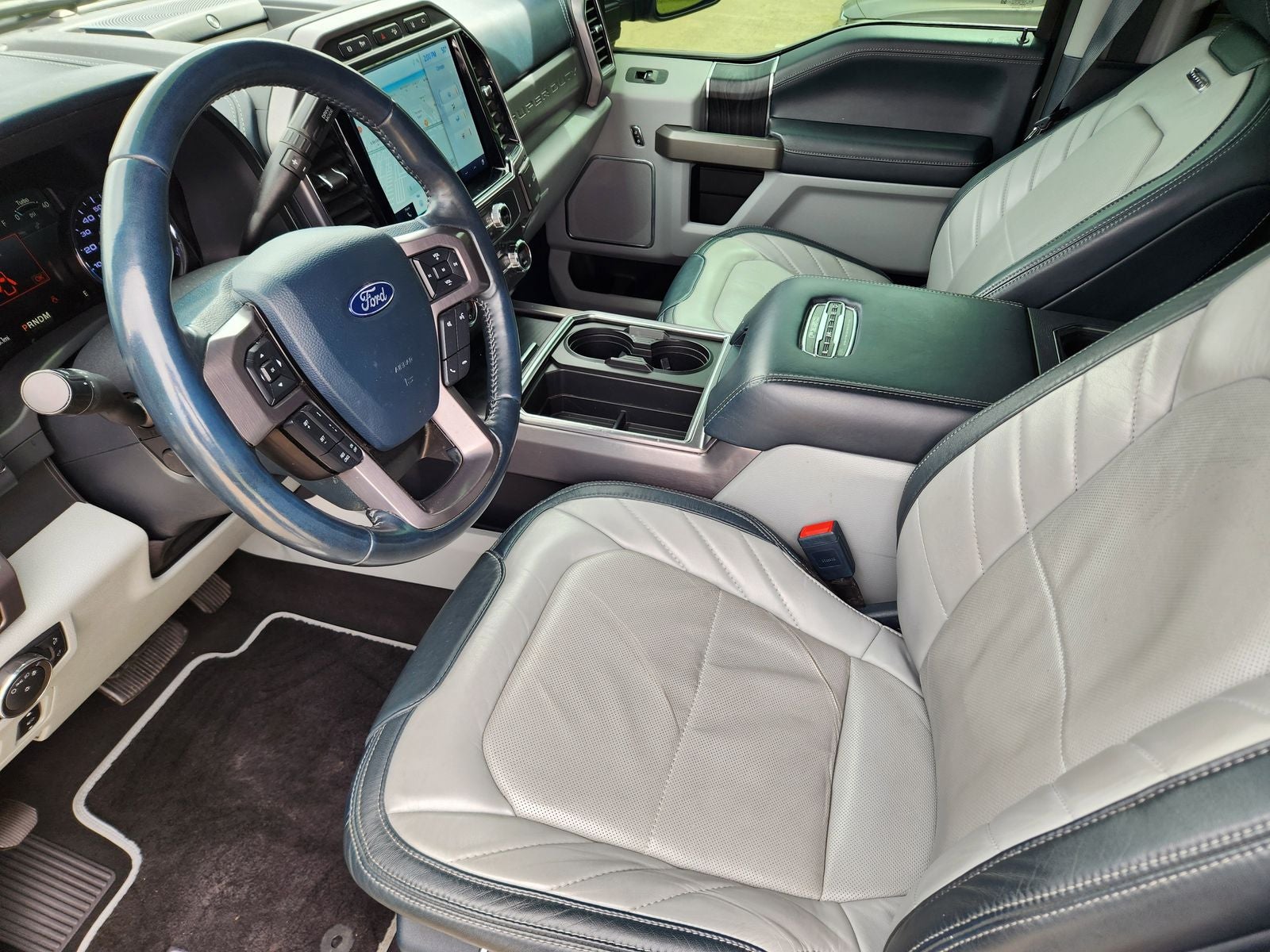 2022 Ford F-350SD Limited