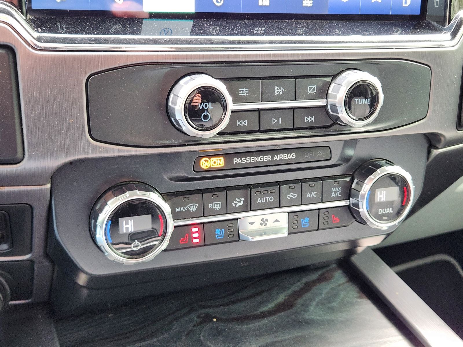 2022 Ford F-350SD Limited