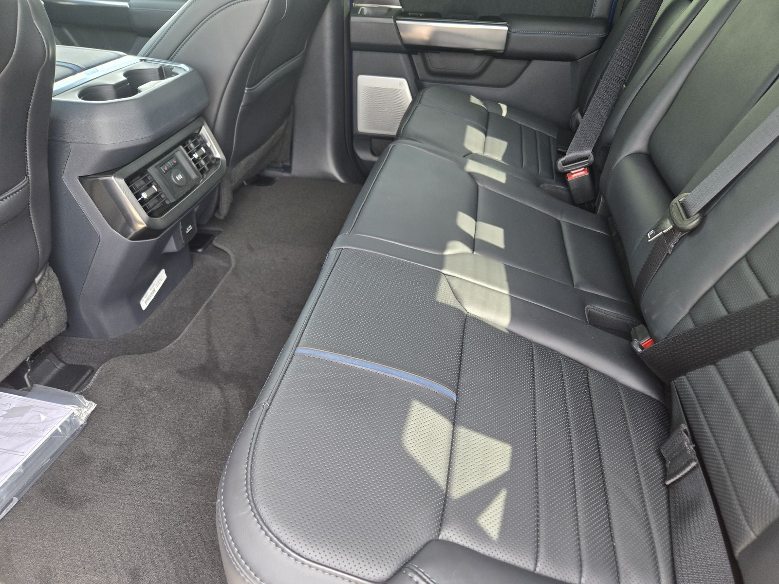 2026 Ford F-350SD Platinum DRW