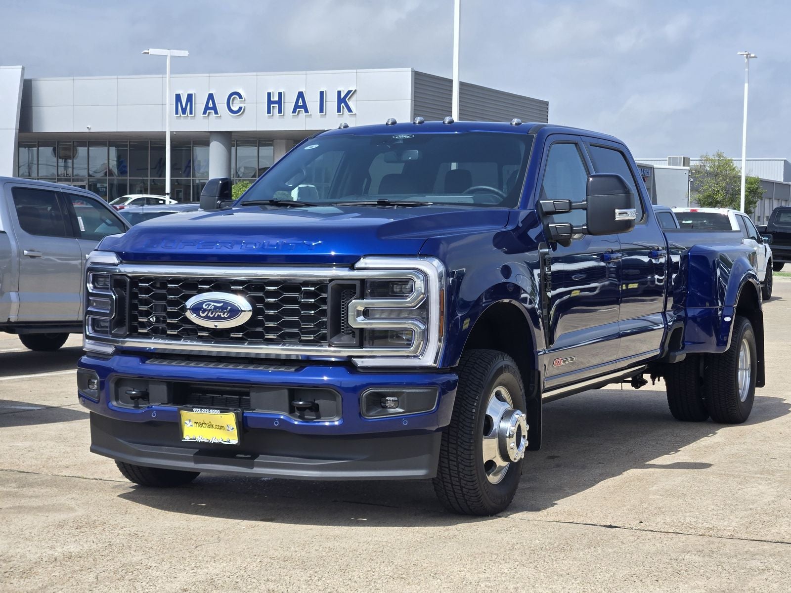 2026 Ford F-350SD Platinum DRW
