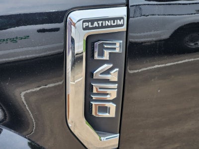 2022 Ford F-450SD Platinum