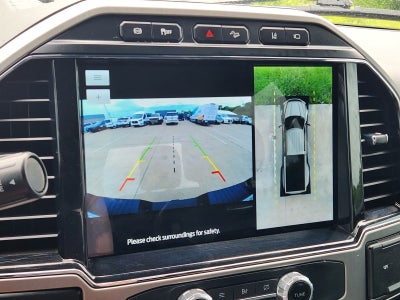2022 Ford F-450SD Platinum