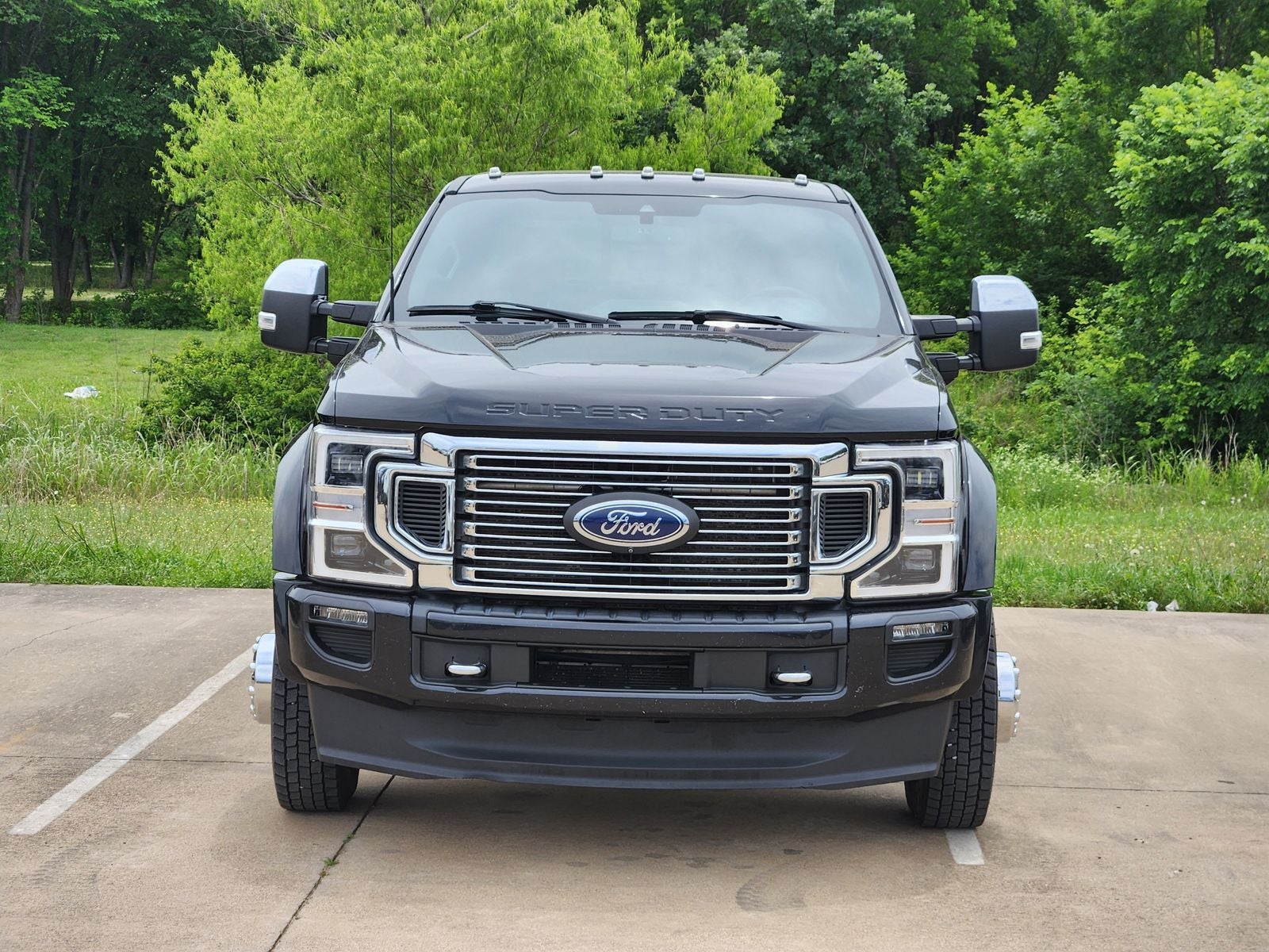 2022 Ford F-450SD Platinum