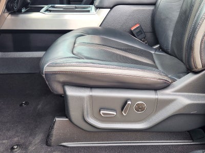 2022 Ford F-450SD Platinum