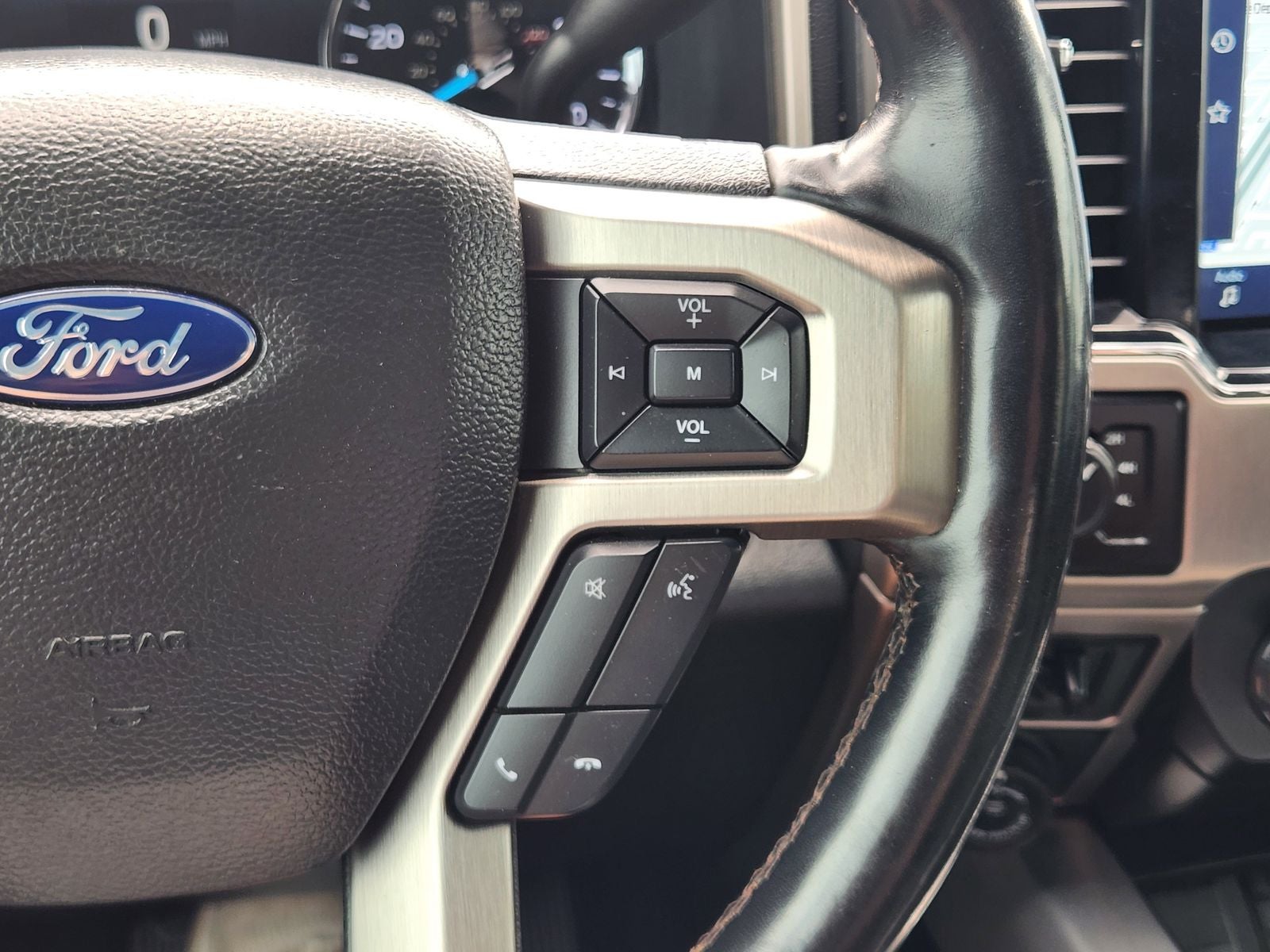 2022 Ford F-450SD Platinum