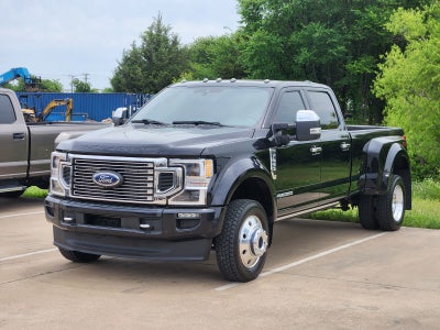 2022 Ford F-450SD Platinum