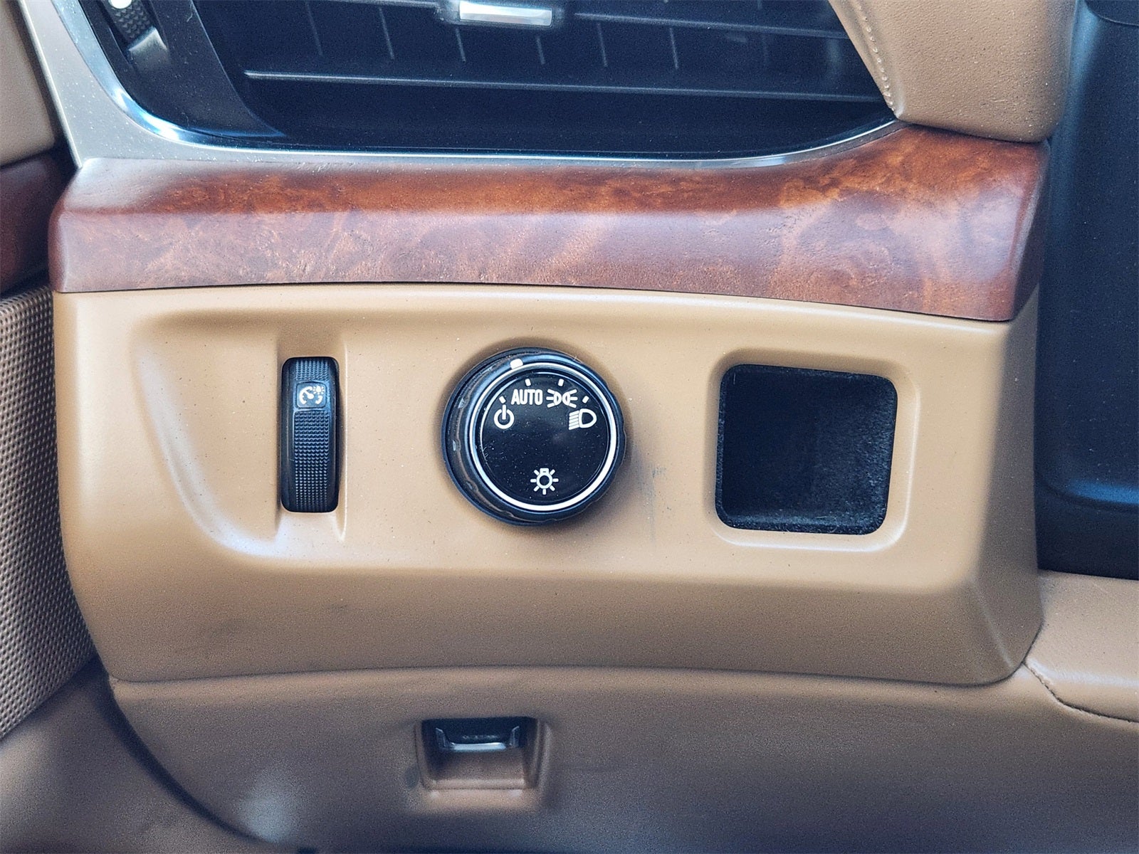 2017 Cadillac Escalade ESV Platinum Edition