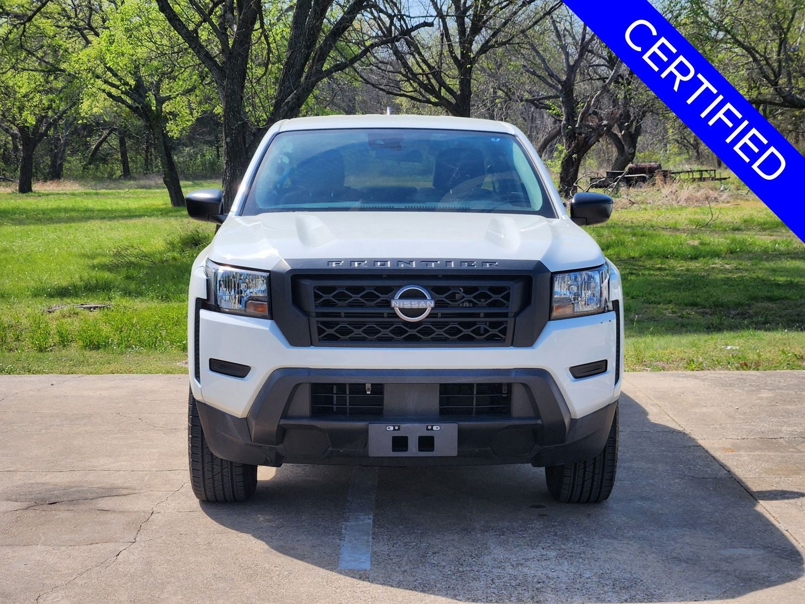 2022 Nissan Frontier S