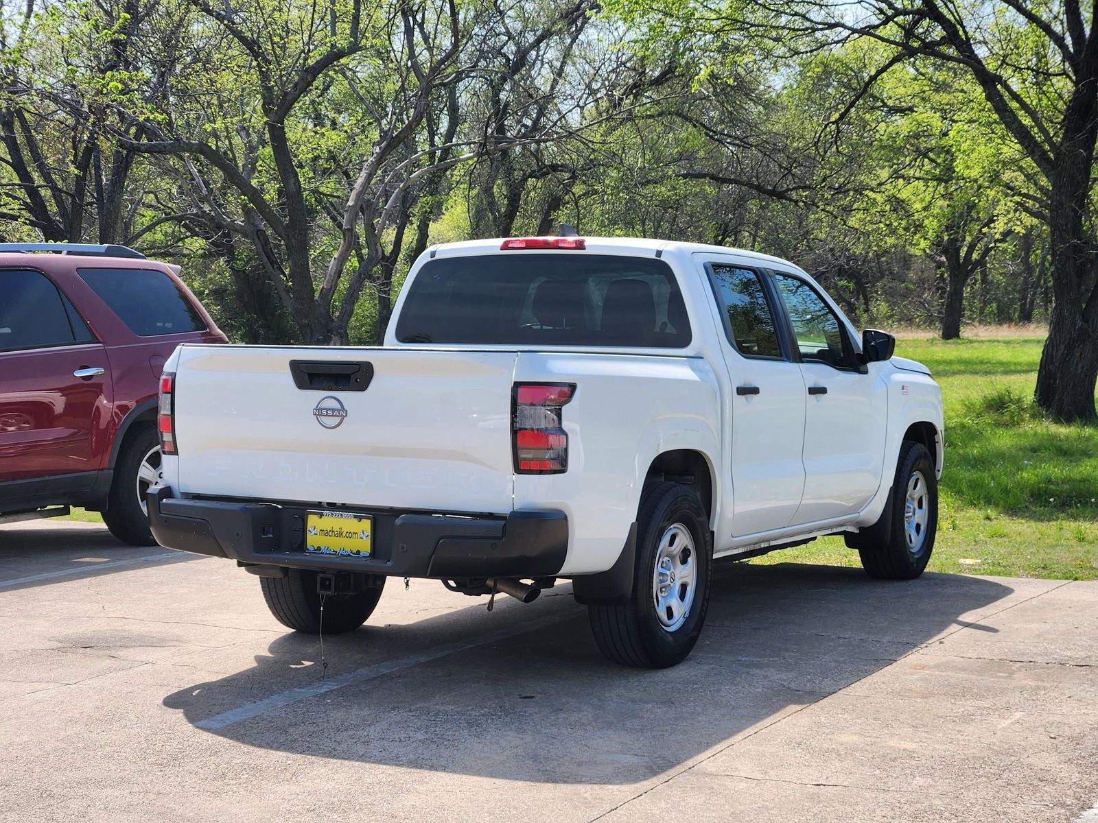 2022 Nissan Frontier S